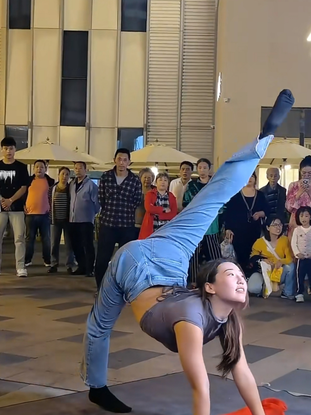 充分展现跆拳道速度与刚猛之魅力 充分展现跆拳道速度与刚猛之魅力