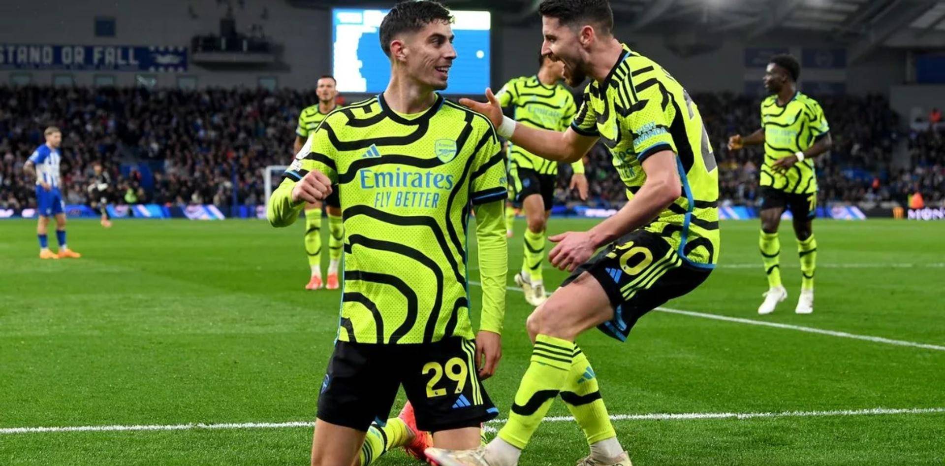 法兰克福发布备战花絮,赛后强势反弹,英超任务艰巨,赛程密集仍需轮换(法兰克福赛况最新消息) 法兰克福发布备战花絮,赛后强势反弹,英超任务艰巨,赛程密集仍需轮换(法兰克福赛况最新消息)